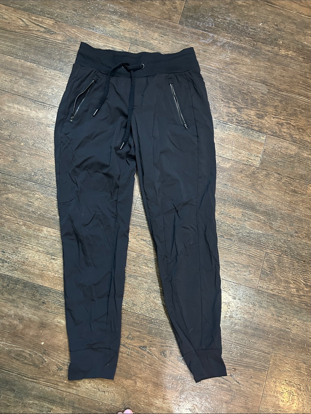 Black Athleta trekki north joggers EUC